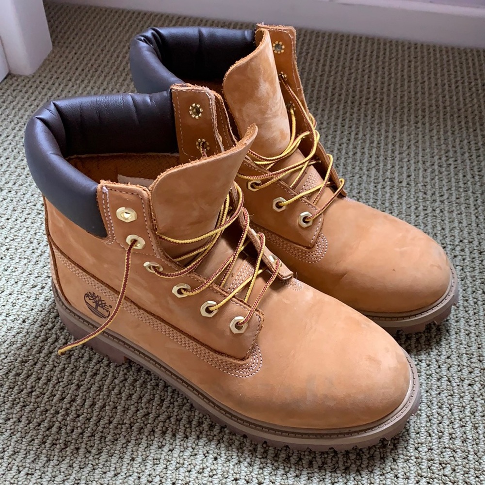 Almost new timberlands